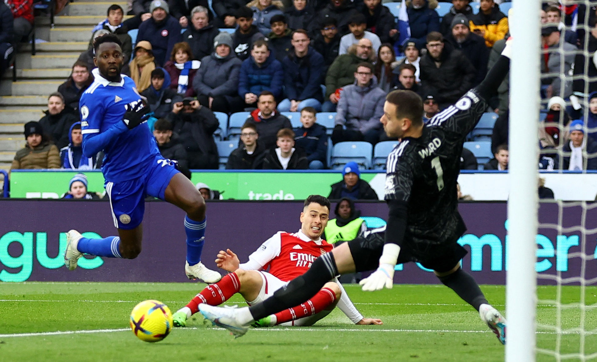 牙巴塞罗那 牙巴塞罗那